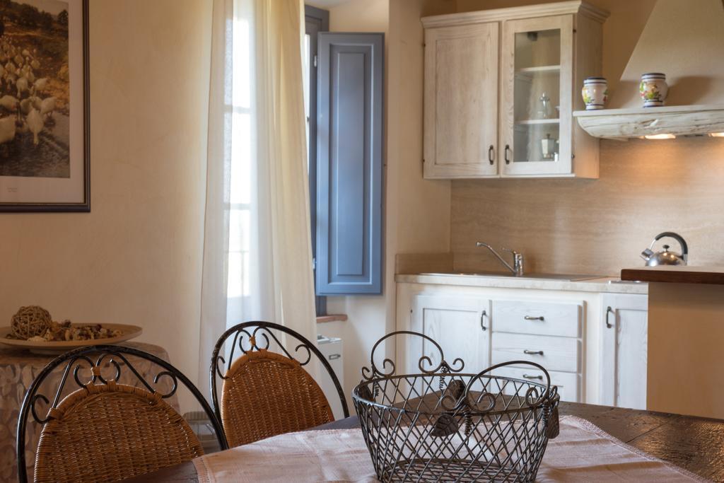 Il Borghetto Tuscan Holidays San Gimignano Exterior photo